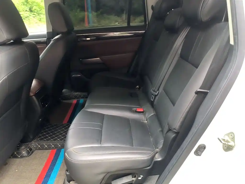 GAC Trumpchi Trumpchi GS8 2017 320T 2WD Luxury Smart Connect (7-seater) фото 17