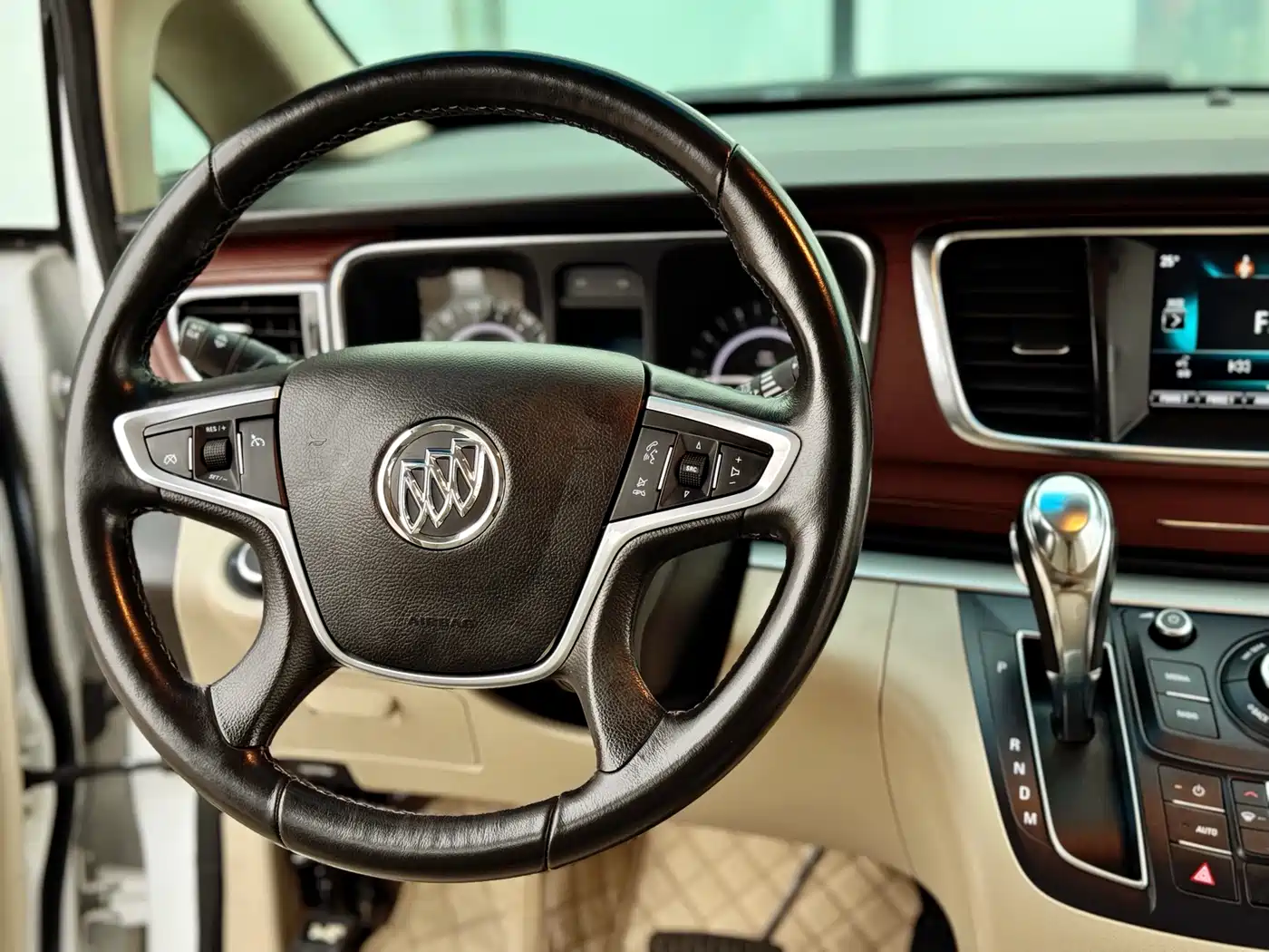 Buick GL8 2017 25S Luxury China V фото 12