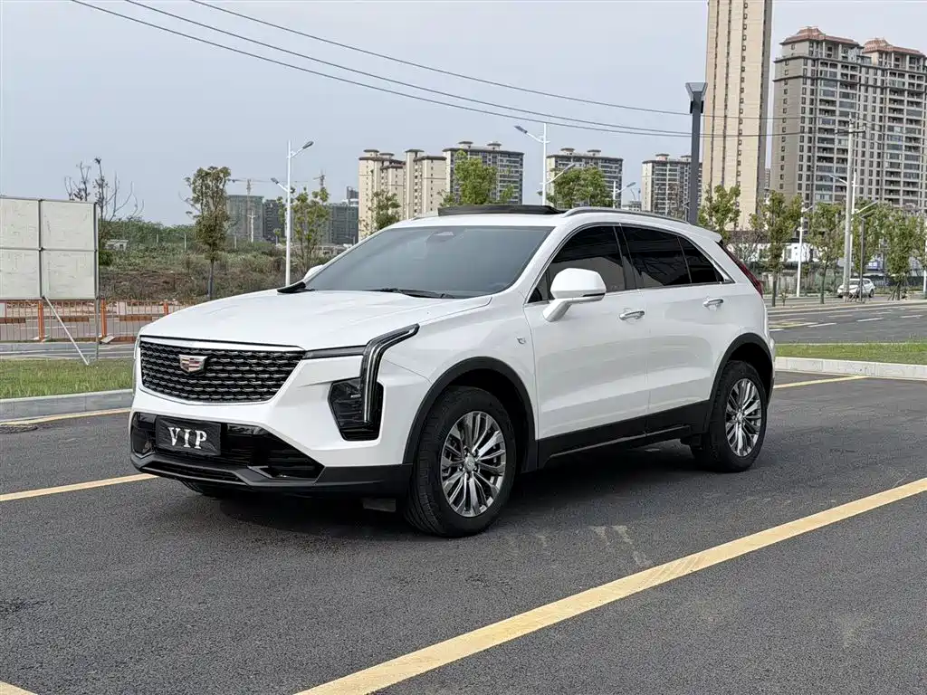 cadillac xt4