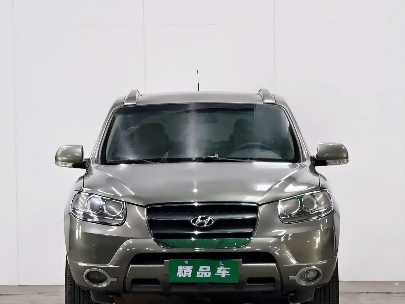 Hyundai Santa Fe Classic 2009 2.7 Luxury фото 2