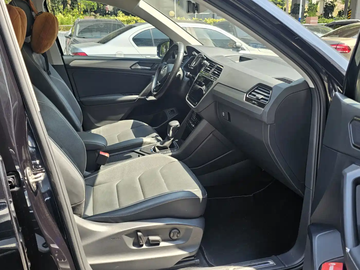 VOLKSWAGEN TIGUAN L NEW ENERGY