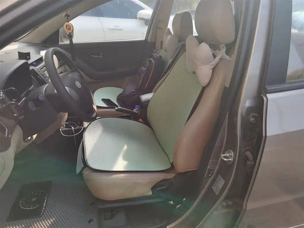 Hyundai Elantra 2011 1.6L Automatic Comfort фото 8