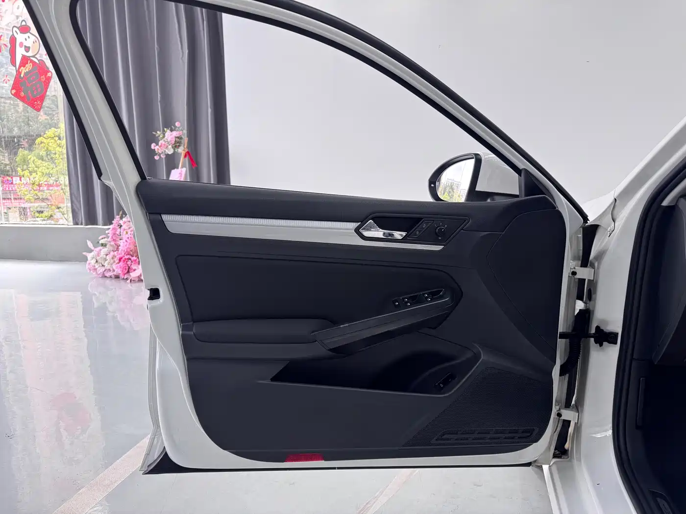 Volkswagen Lamando 2018 230TSI DSG Trend Edition фото 10