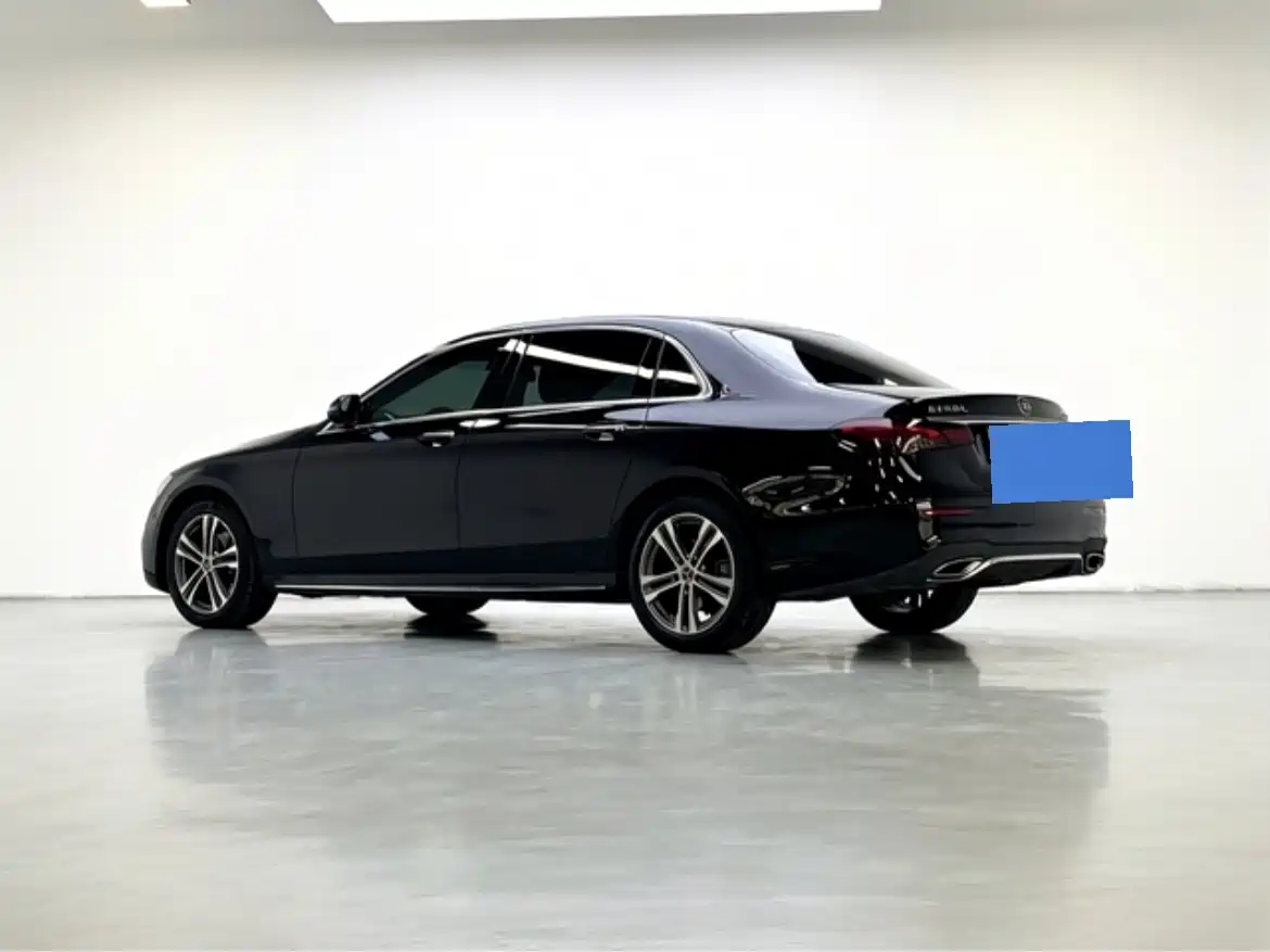 Mercedes-Benz E-Class 2021 E 260 L Sport фото 10