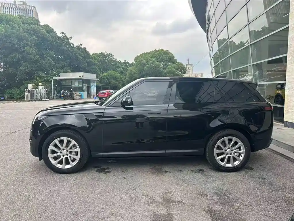 Land Rover Range Rover Sport 2025 360PS S фото 7