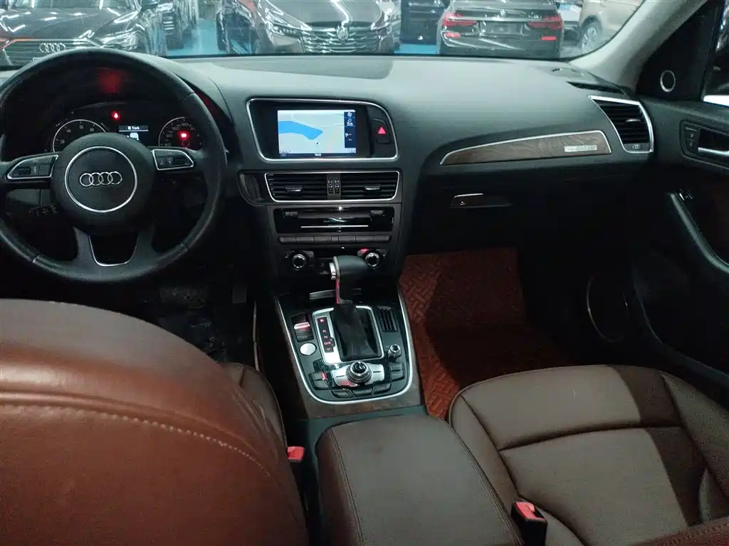 Audi Q5 2015 40 TFSI Comfort фото 6