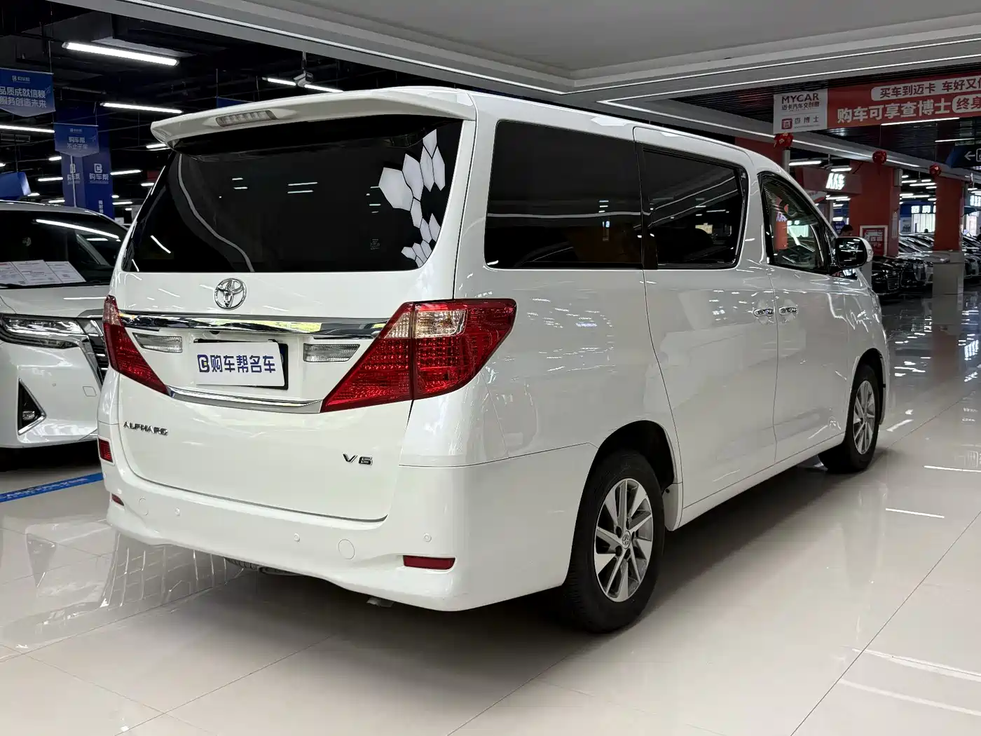 Toyota Alphard 2012 3.5L Luxury Edition фото 18