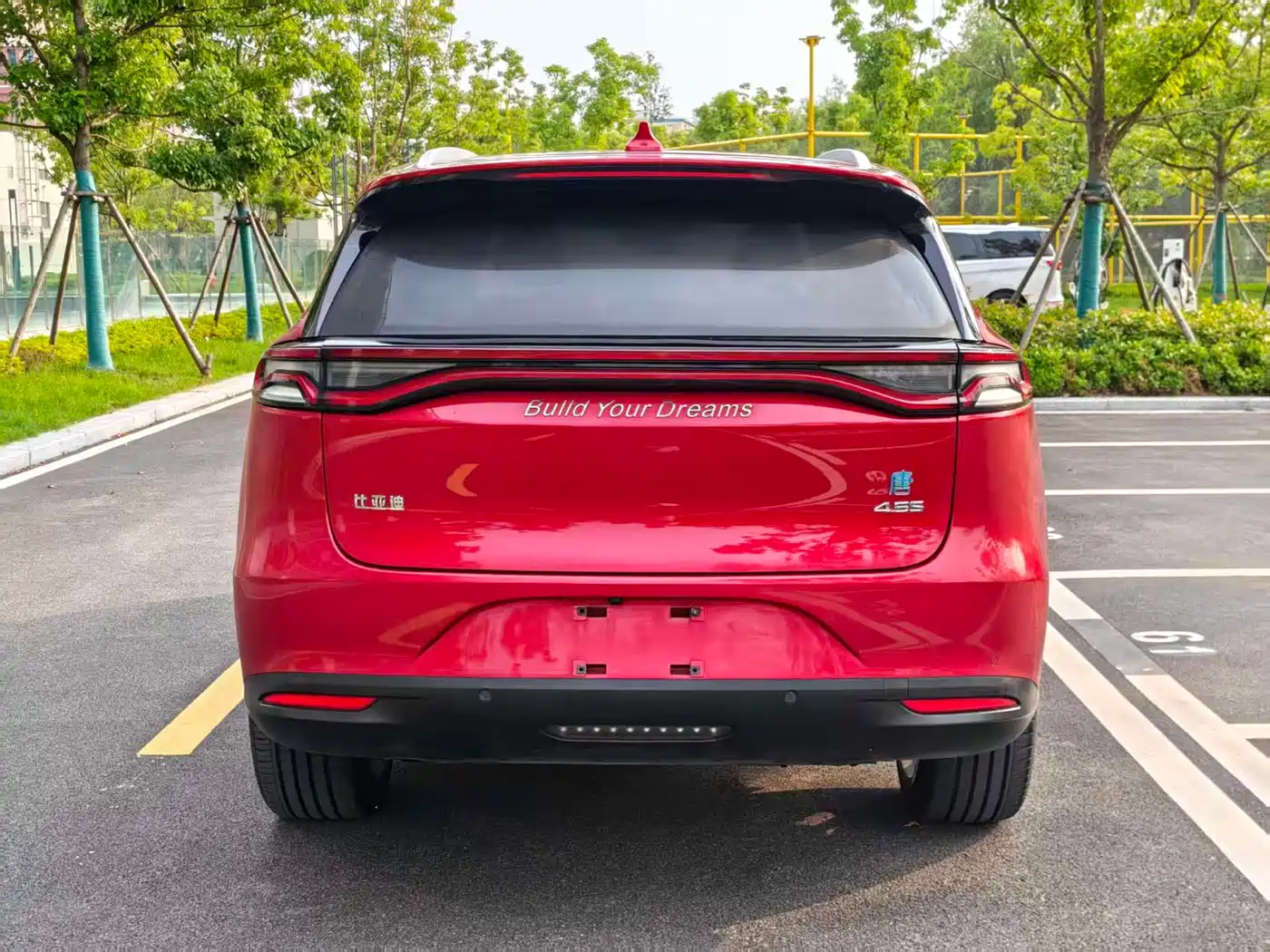 BYD Tang New Energy 2018 DM 2.0T AWD Smart Connection Genesis Edition 7-Seater China V фото 9