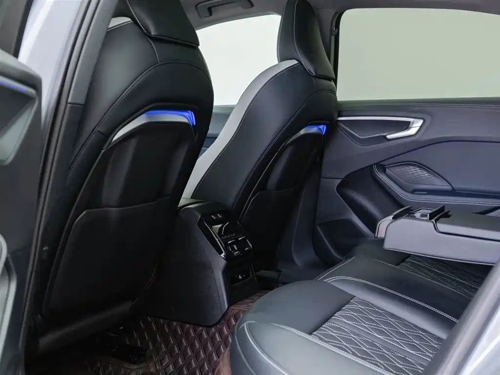 AUDI A5L