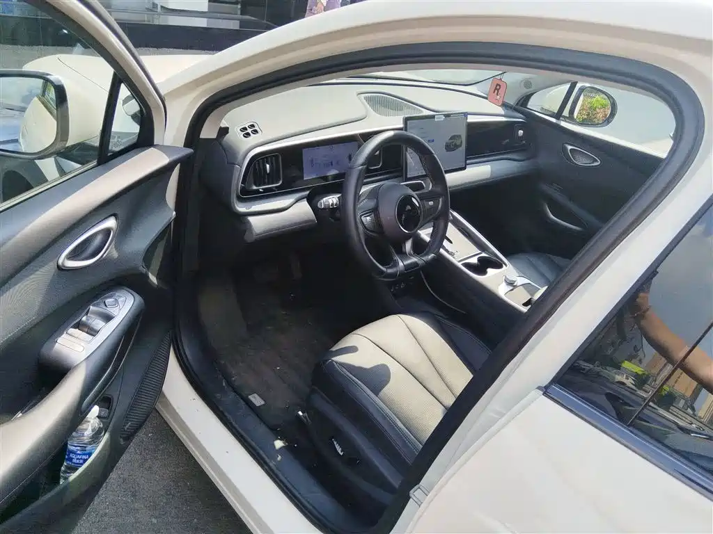 BYD Hai Shi 05 EV 2025 520KM Flagship Smart Navigation Edition фото 16