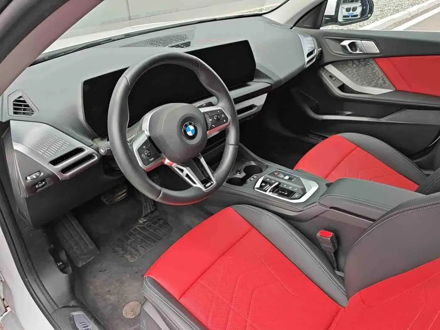 BMW 2 Series 2025 225L M Sport Package фото 13
