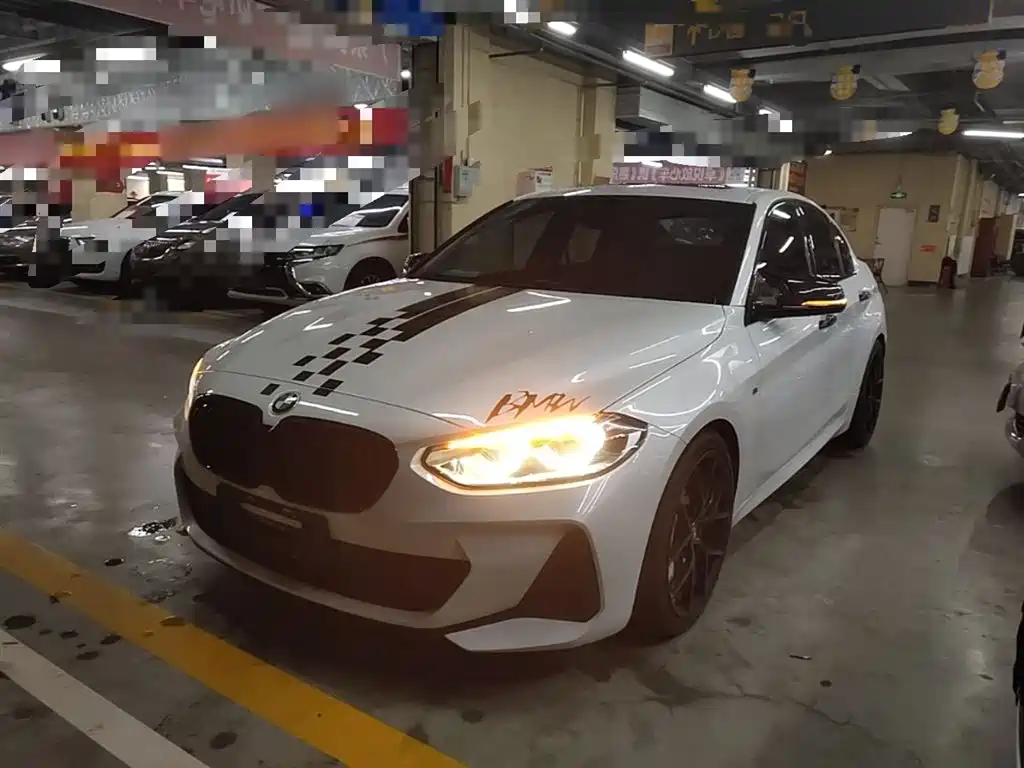 BMW 1 Series 2022 125i M Sport Shadow Edition