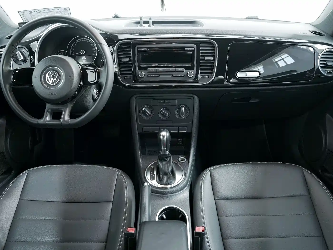 Volkswagen Beetle 2014 1.4TSI Fashion Edition фото 4