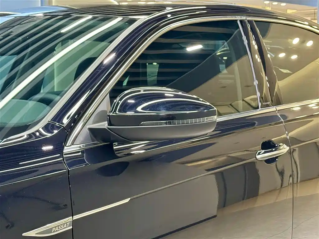 Volkswagen Passat 2025 Outstanding 380TSI Dragon Soaring Edition фото 13