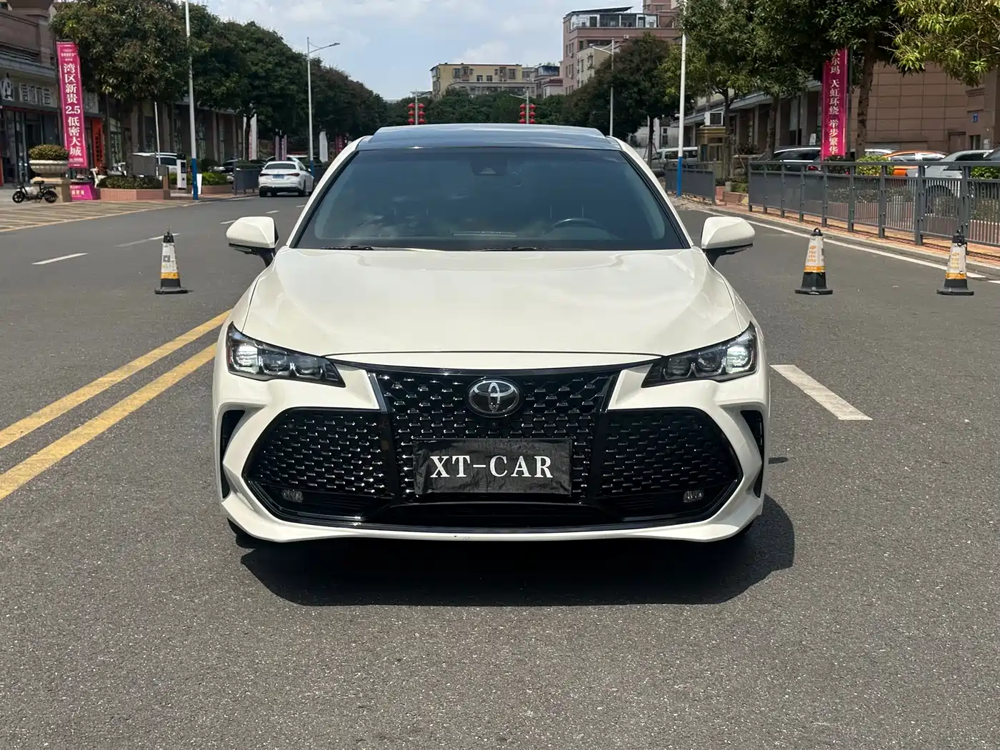 Toyota Avalon 2019 2.5L Touring Premium (China V) фото 2