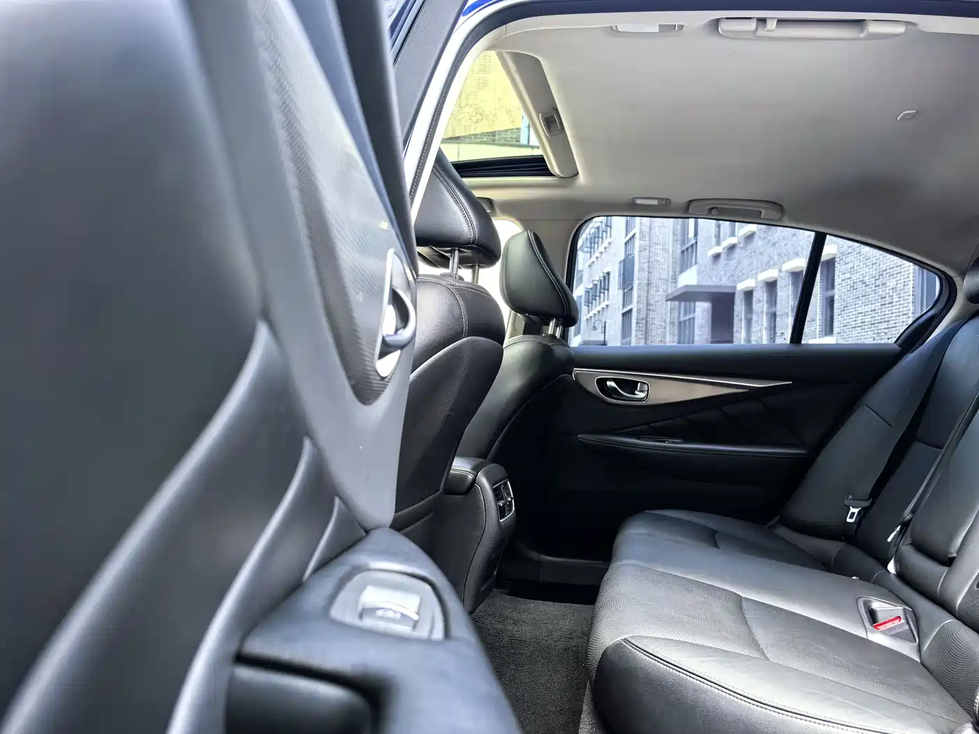 Infiniti Q50L 2018 2.0T Premium Edition China V фото 28
