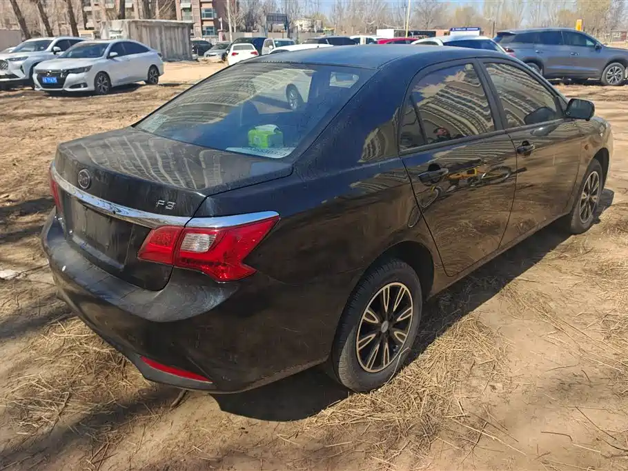 BYD F3
