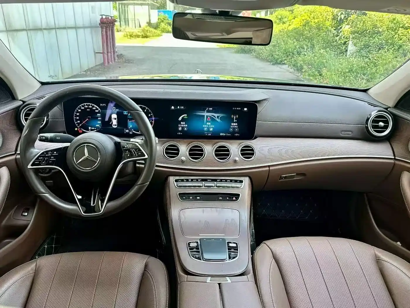 Mercedes-Benz E-Class 2021 E 300 L Sport Luxury Edition фото 5