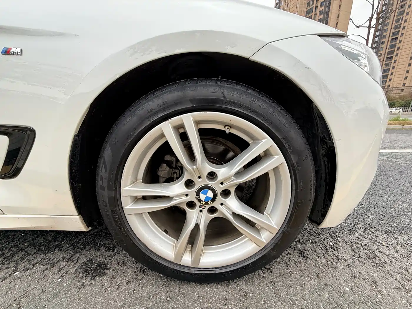 BMW 3 Series GT 2019 320i M Sport Package фото 12