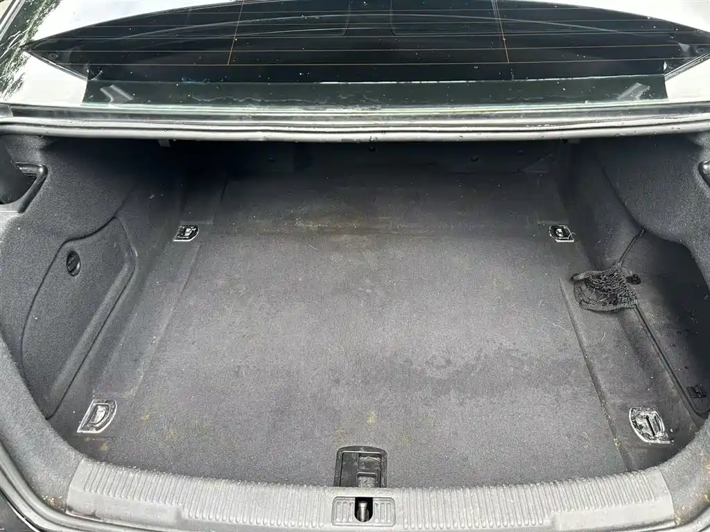 Audi A6L 2012 TFSI Standard фото 9