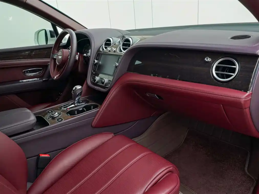 Bentley Bentayga Hybrid 2019 2019 3.0T PHEV
