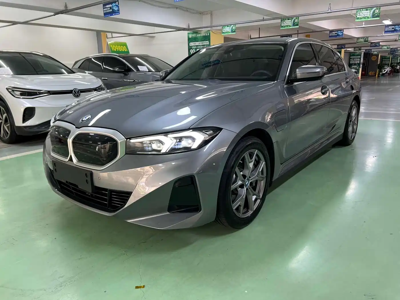 BMW i3 2022 eDrive 35 L