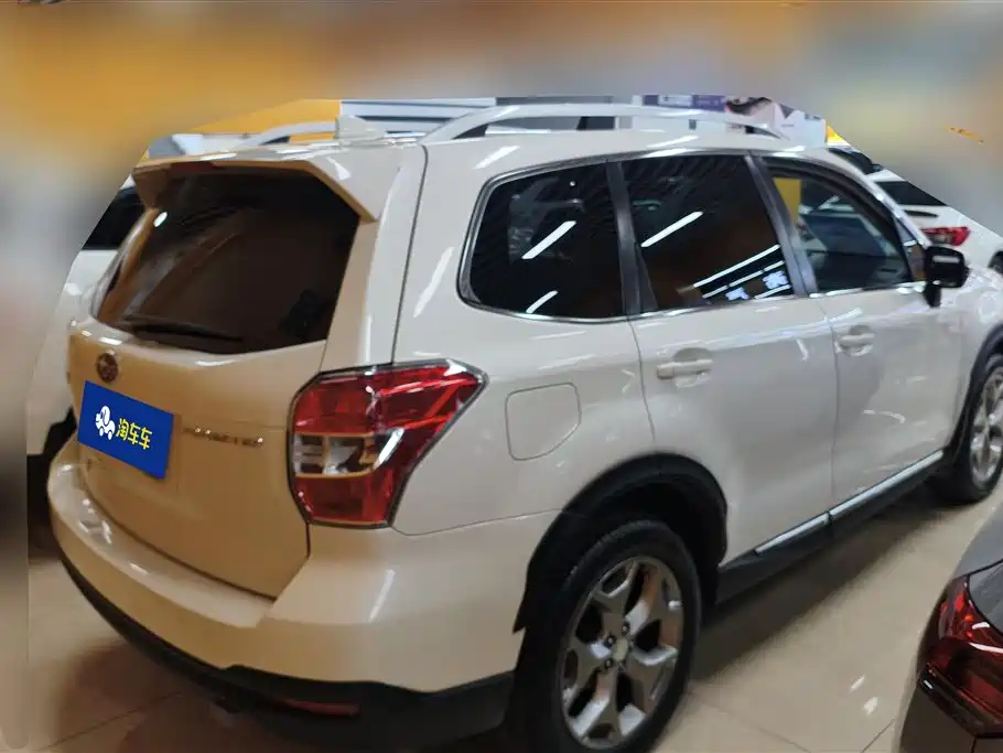 Subaru Forester 2015 2.5i Special Commemorative Edition фото 3