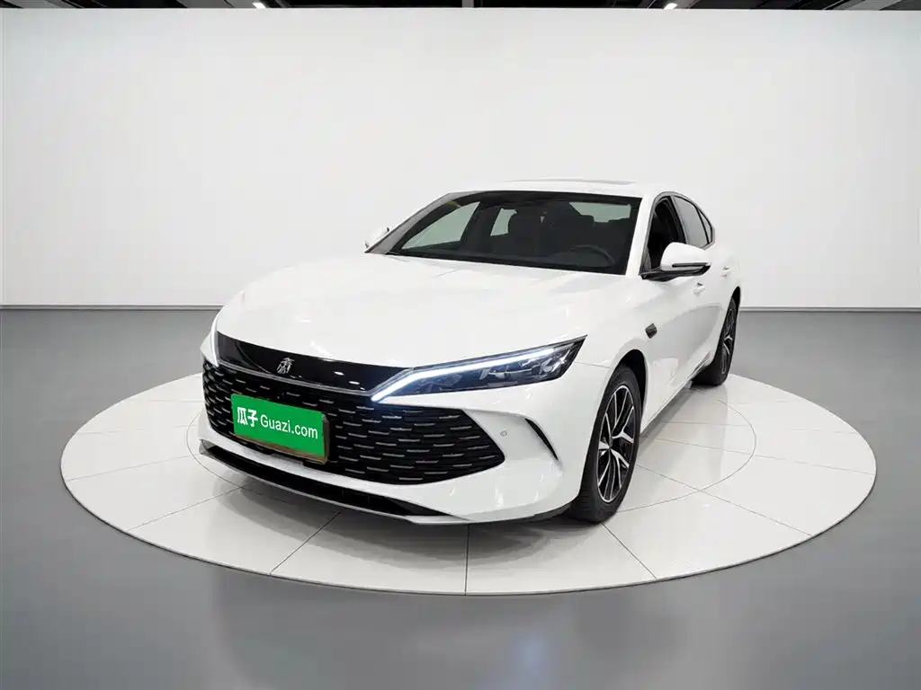 BYD Qin L 2025 DM-i Smart Drive Edition 120KM Surpassing
