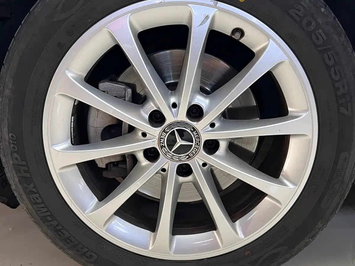 Mercedes-Benz A-Class 2021 A 200 L Sport Sedan Dynamic Type фото 19