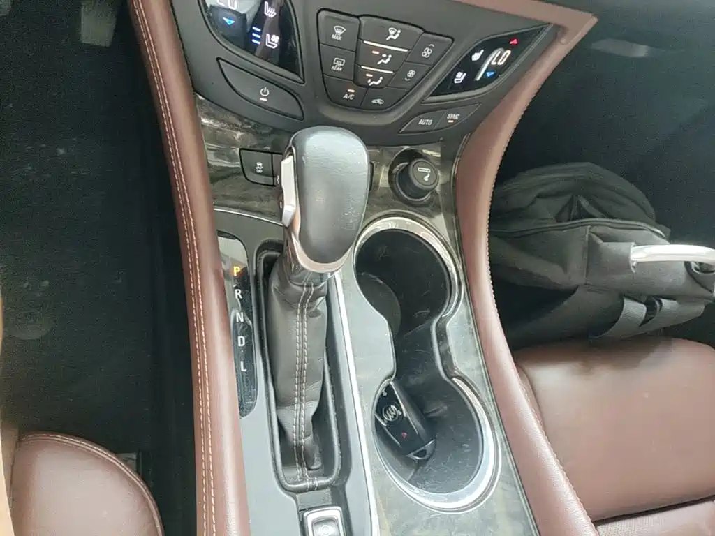 Buick Envision Plus 2015 2014 28T 4WD Luxury