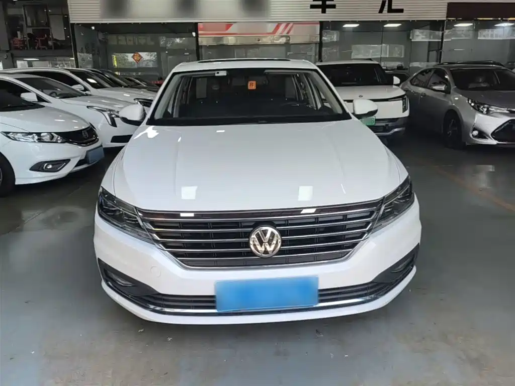 Volkswagen Lavida 2019 1.5L Automatic Comfort Edition China VI фото 3