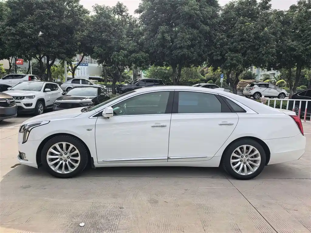 Cadillac XTS 2018 28T Elite фото 6