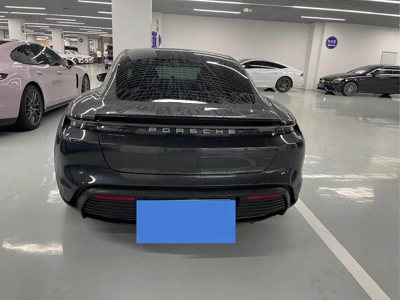 Porsche Taycan 2020 Taycan фото 16