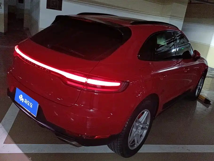 Porsche Macan 2018 Macan 2.0T фото 3