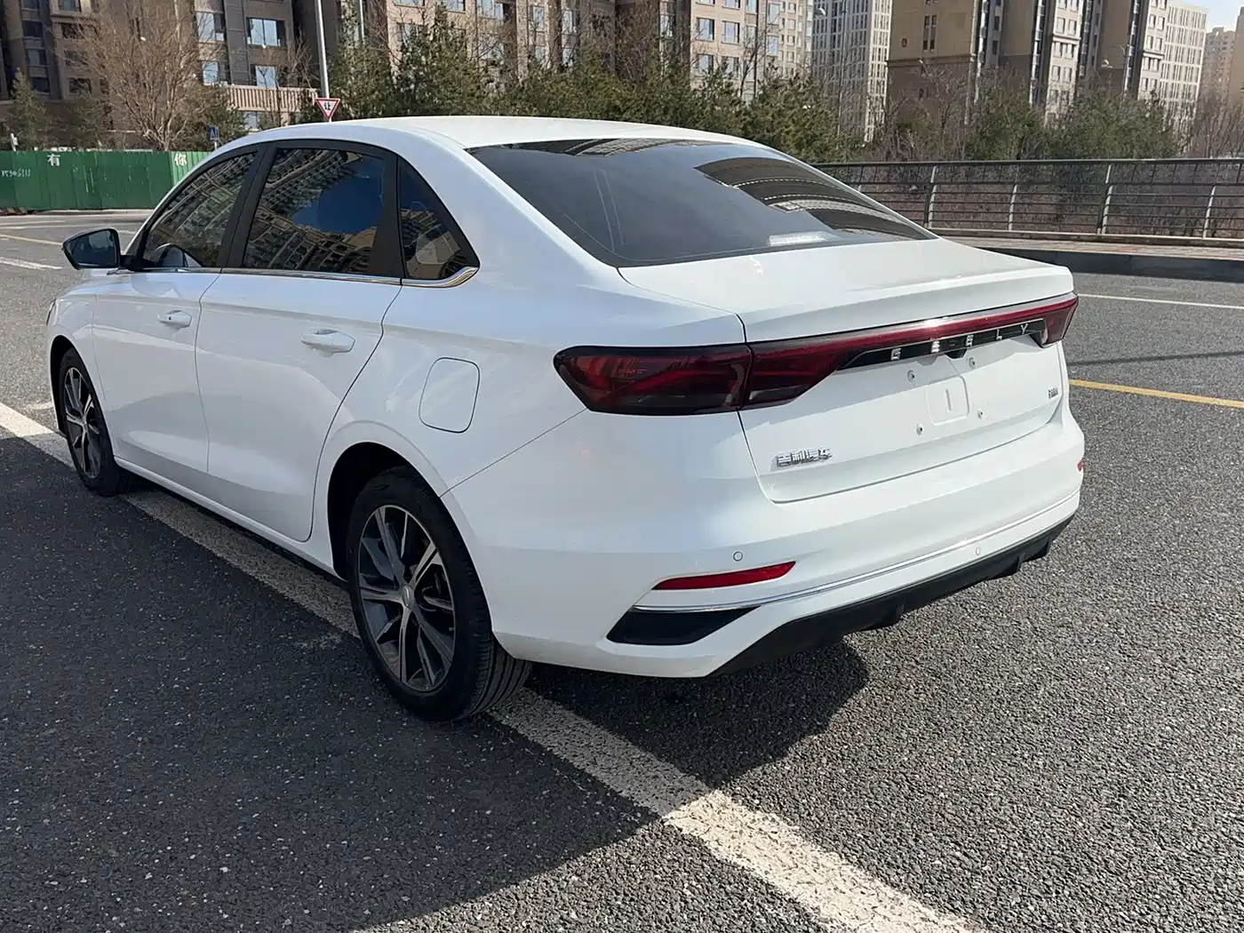 GEELY AUTOMOBILE EMGRAND