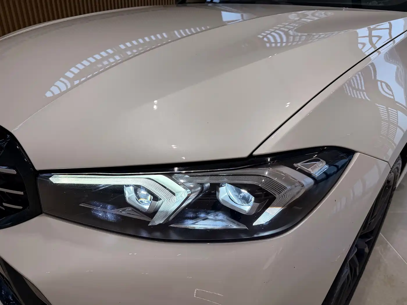 BMW 3 Series 2023 325Li M Sport Black Night Package фото 6