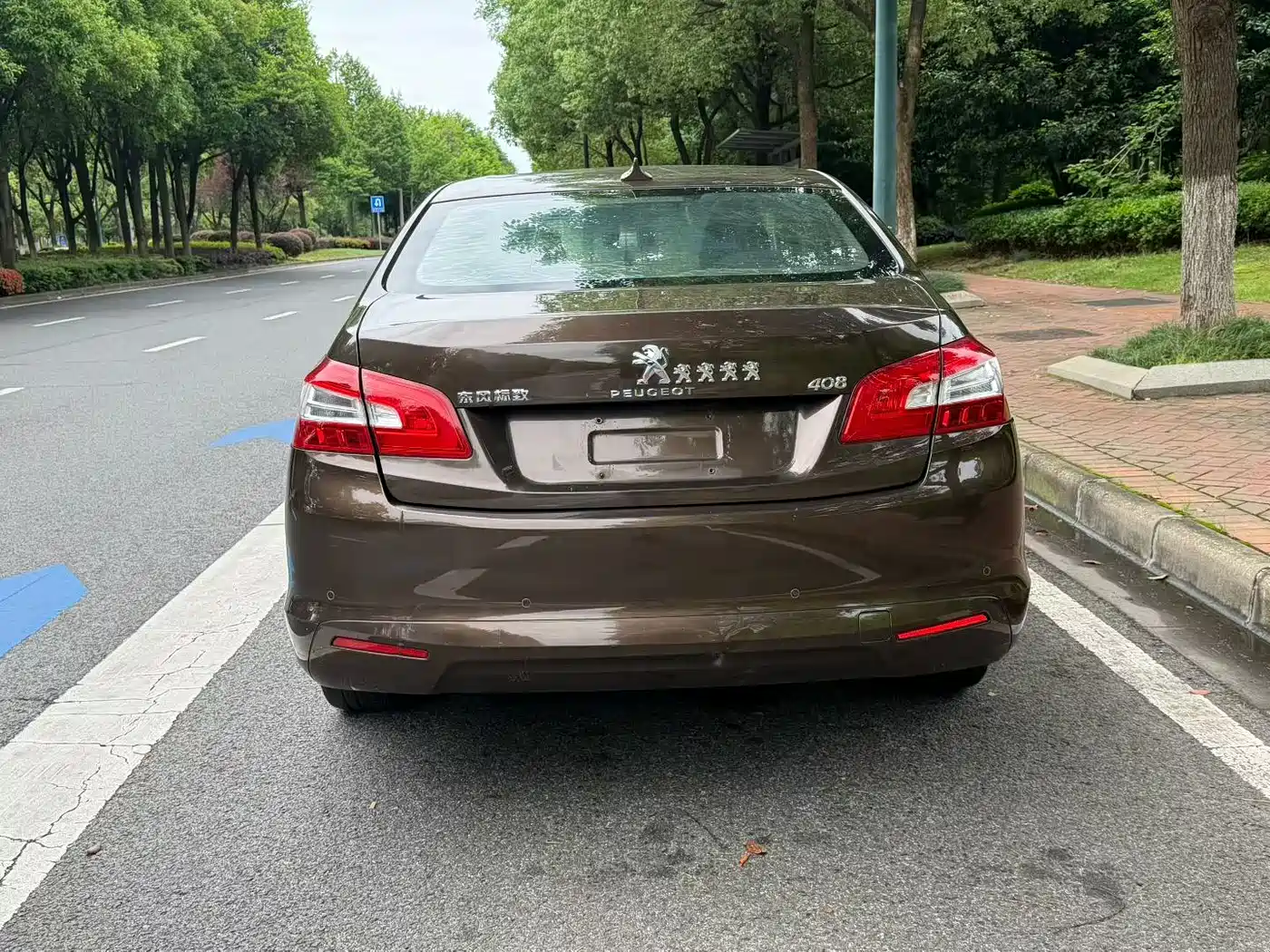 Peugeot 408 2014 1.8L Automatic Luxury Edition фото 5