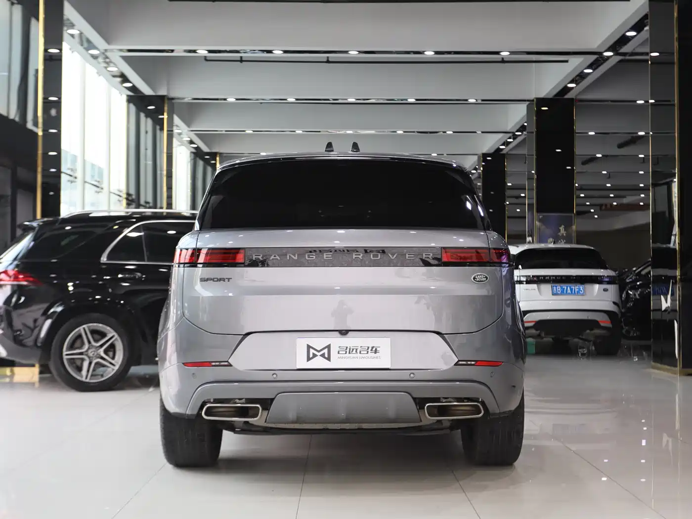 Land Rover Range Rover Sport 2023 400PS Dynamic SE фото 17