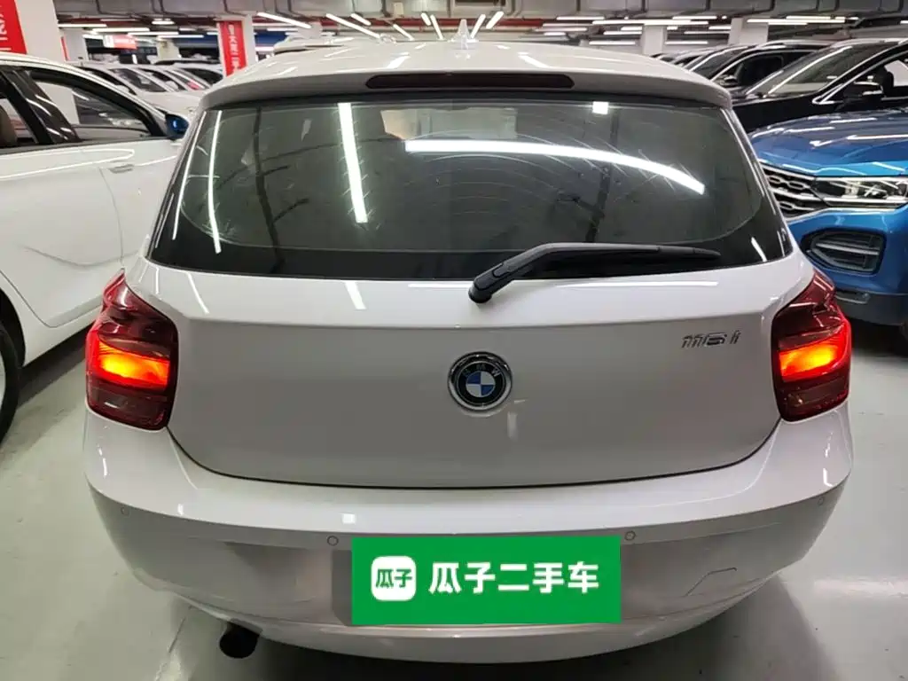 صورة 6 - BMW 1 Series (Import)