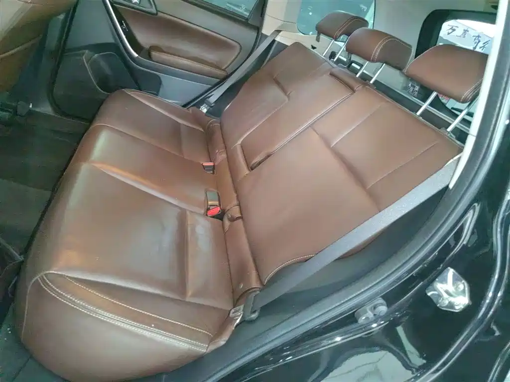 Subaru Forester 2016 2.5i Prestige Navigation Edition фото 13