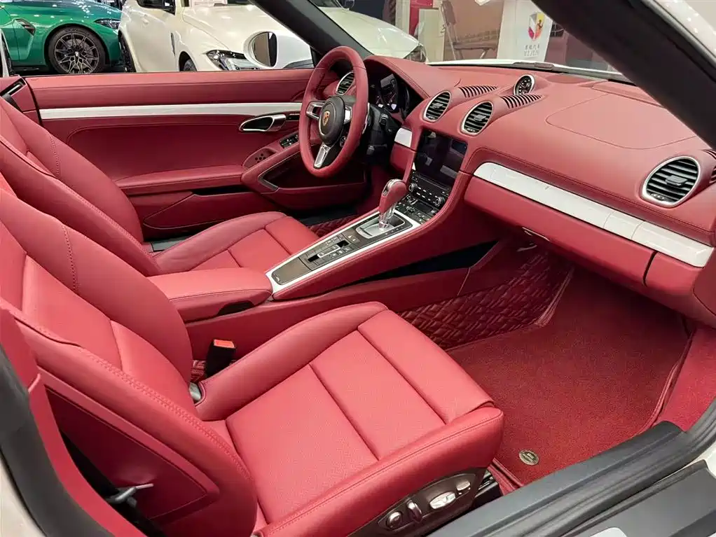 Porsche 718 2022 Boxster 2.0T фото 6