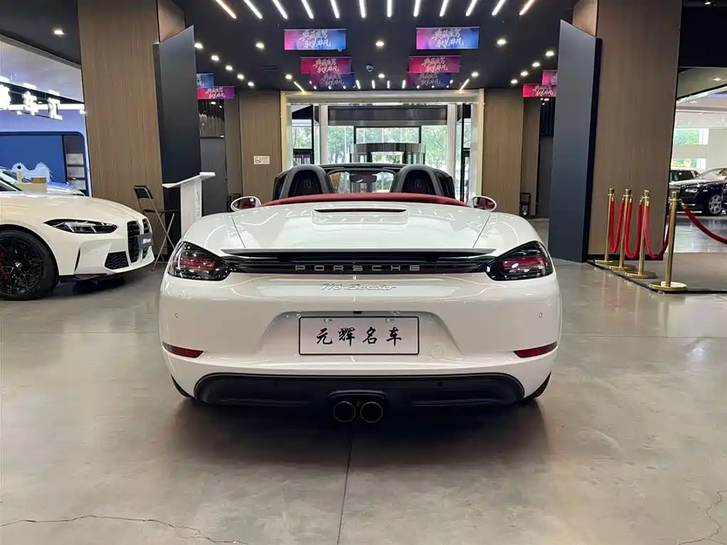 Porsche 718 2022 Boxster 2.0T фото 18