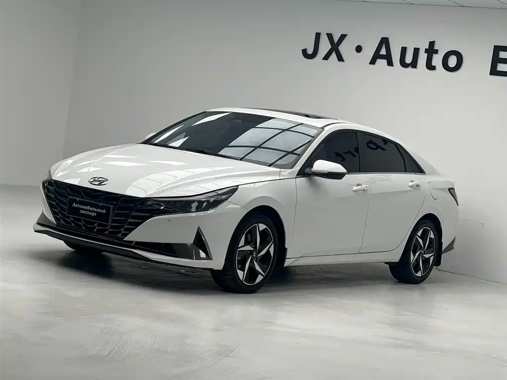 Hyundai Elantra 2021 1.5L CVT LUX Premium Edition
