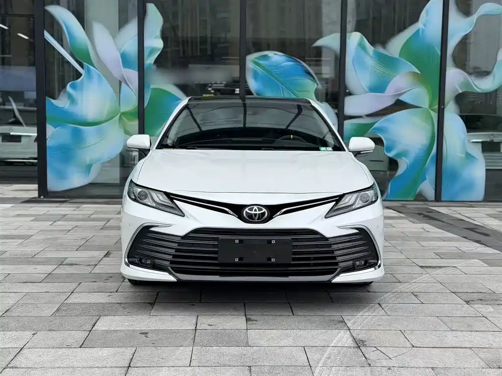 Toyota Camry 2021 2.5G Luxury Edition фото 6