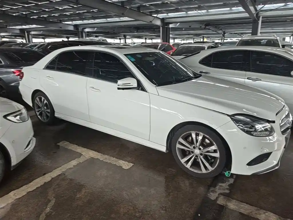 Mercedes-Benz E-Class 2015 E 260 L Sport фото 4