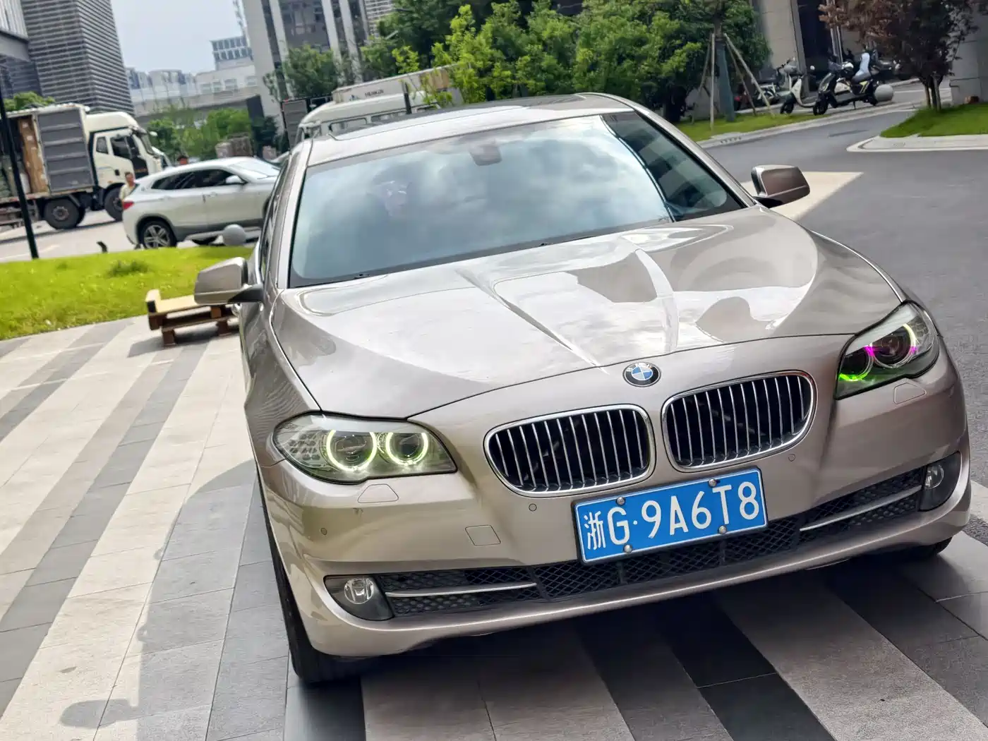 BMW 5 Series 2013 520Li Elegance фото 7
