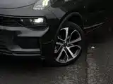 Photo 5 - Lynk & Co 01