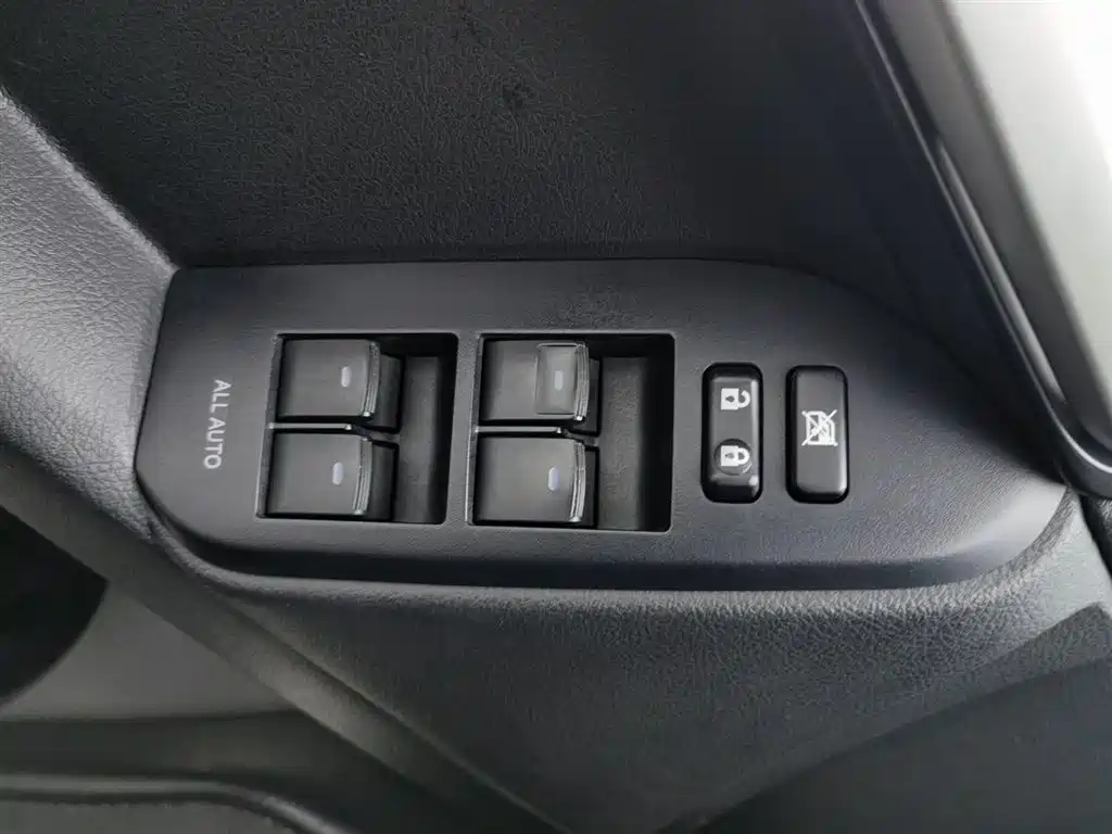 Toyota Prado 2019 3.5L Automatic TX-L Zunxiang Edition with Rear-mounted Spare Tire фото 9