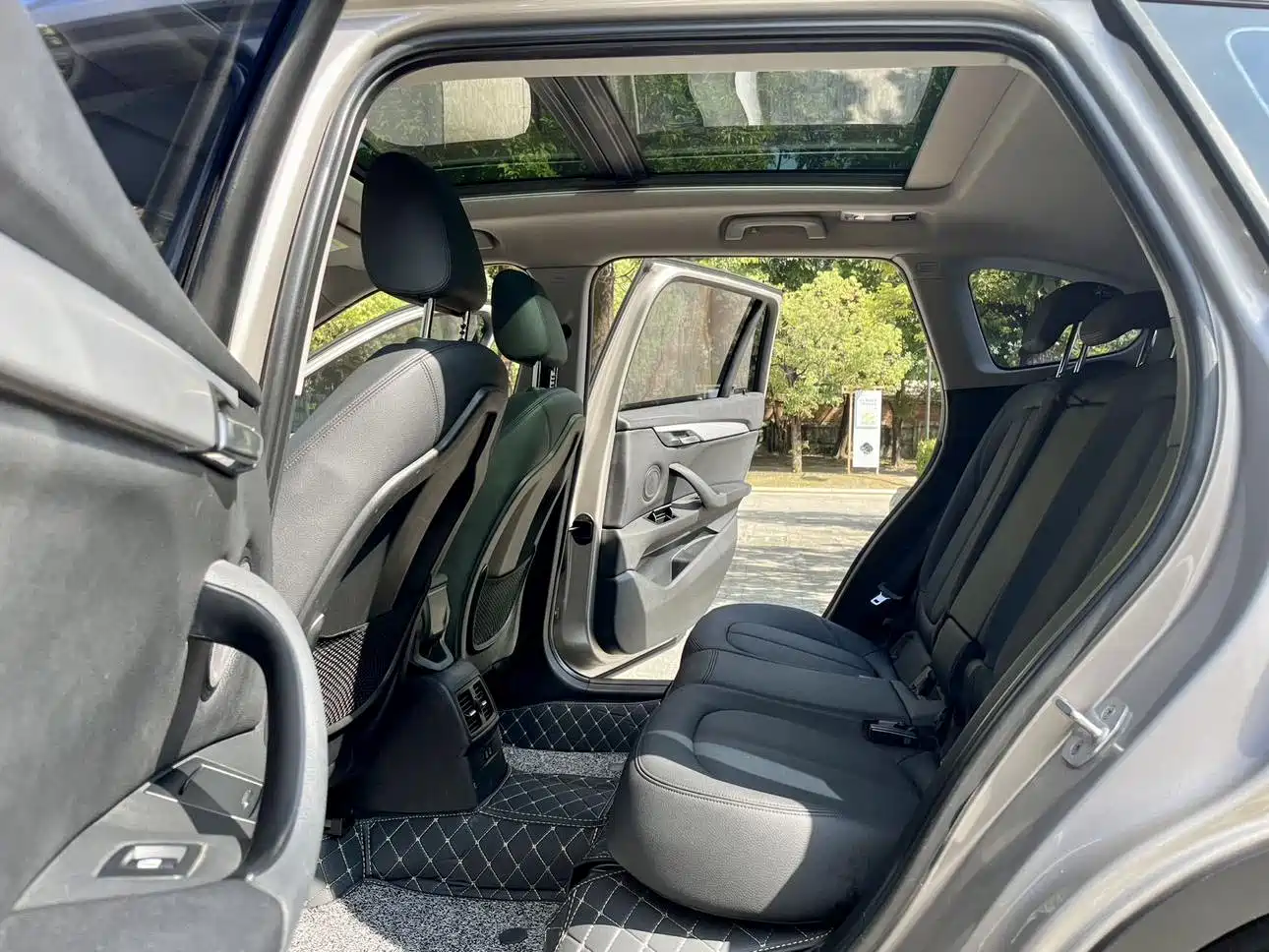BMW X1 2019 sDrive18Li Fashion Model фото 7