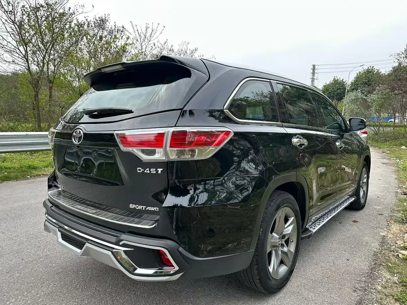 Toyota Highlander 2015 2.0T AWD Luxury Edition 7-seater фото 4